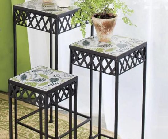 single plant stand indoor