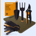 Fiskars House Plant Starter Tool Set with Set with Bypass Pruner, Trowel, Cultivator, and L/XL Garden Gloves for Indoor Gardening (4 Piece Kit)